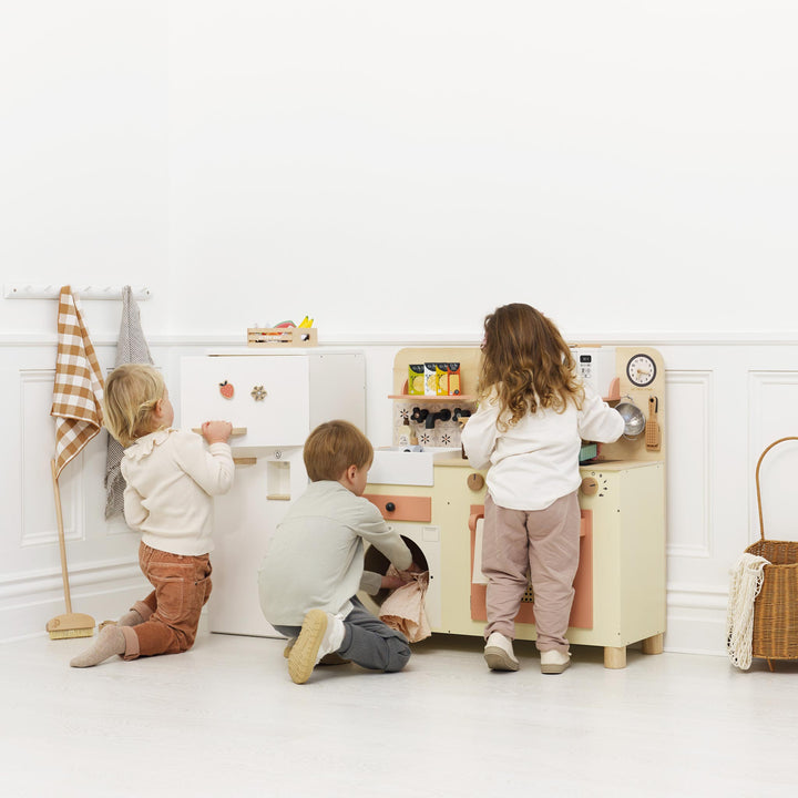 Rattan Family Wooden Play Kitchen - Chic Petit